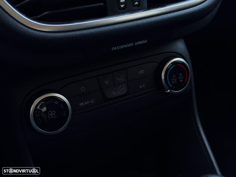 Ford Fiesta 1.0 EcoBoost Active - 28