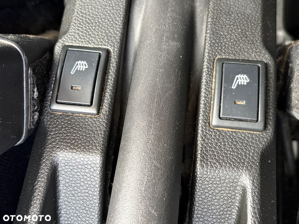 Suzuki Ignis - 23