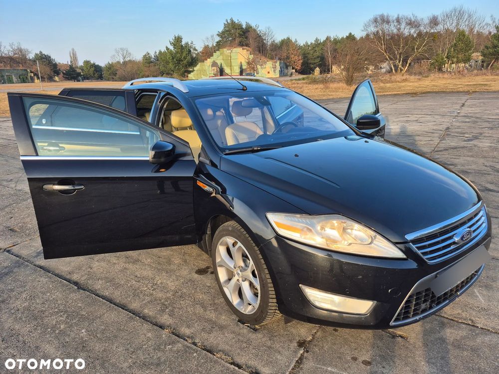 Ford Mondeo 2.0 TDCi Ghia - 33