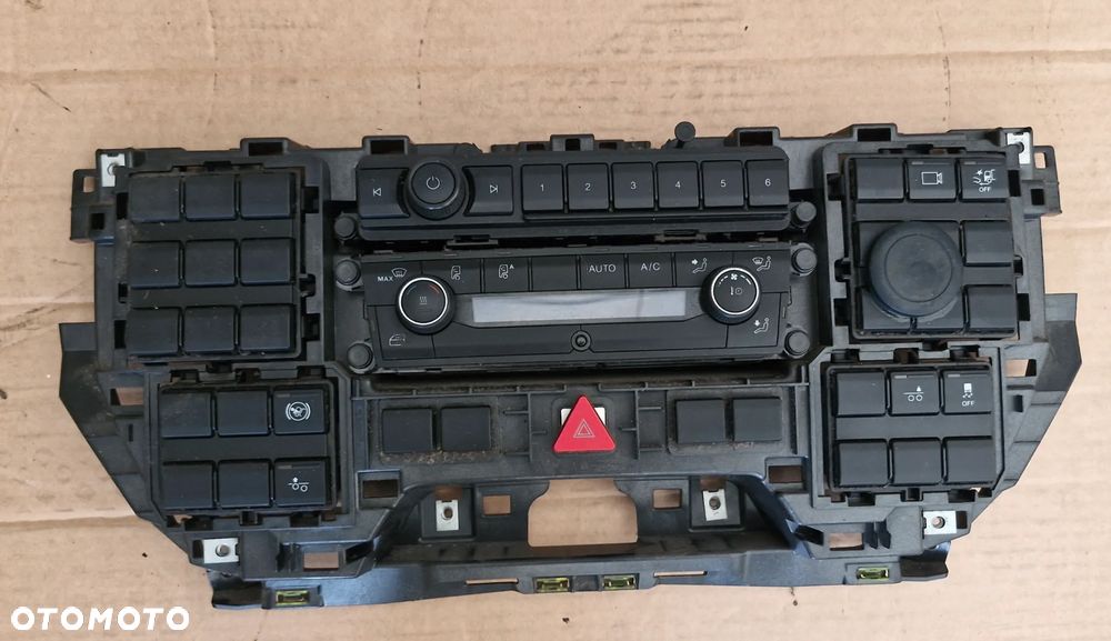 MAN TG3 TGX KONSOLA KOKPIT PRZEŁĄCZNIKI - 1