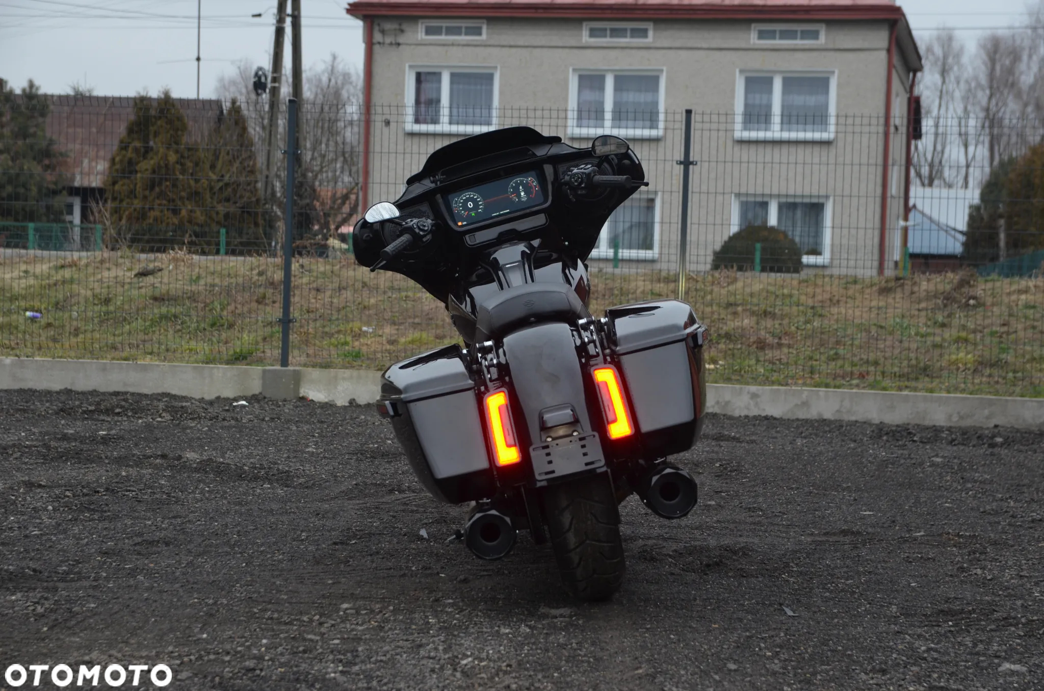 Harley-Davidson Street Glide Trike - 7