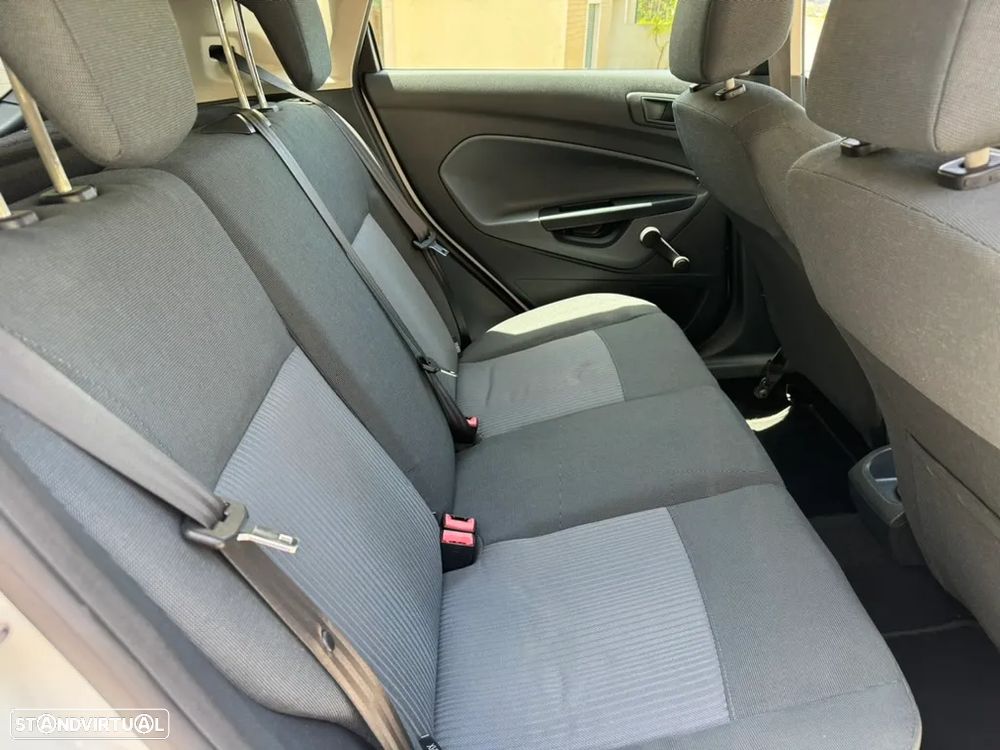 Ford Fiesta 1.25 Trend - 10
