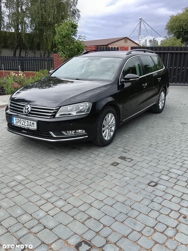 Volkswagen Passat - 2