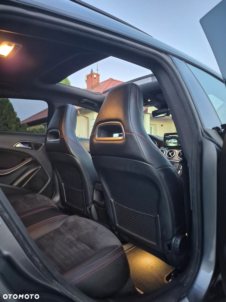 Mercedes-Benz CLA 200 7G-DCT AMG Line - 23