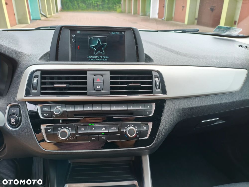 BMW Seria 1 - 17