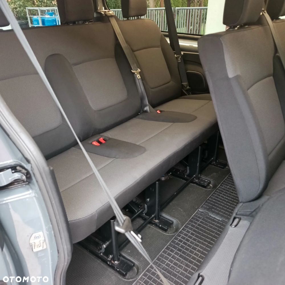 Renault Trafic - 17