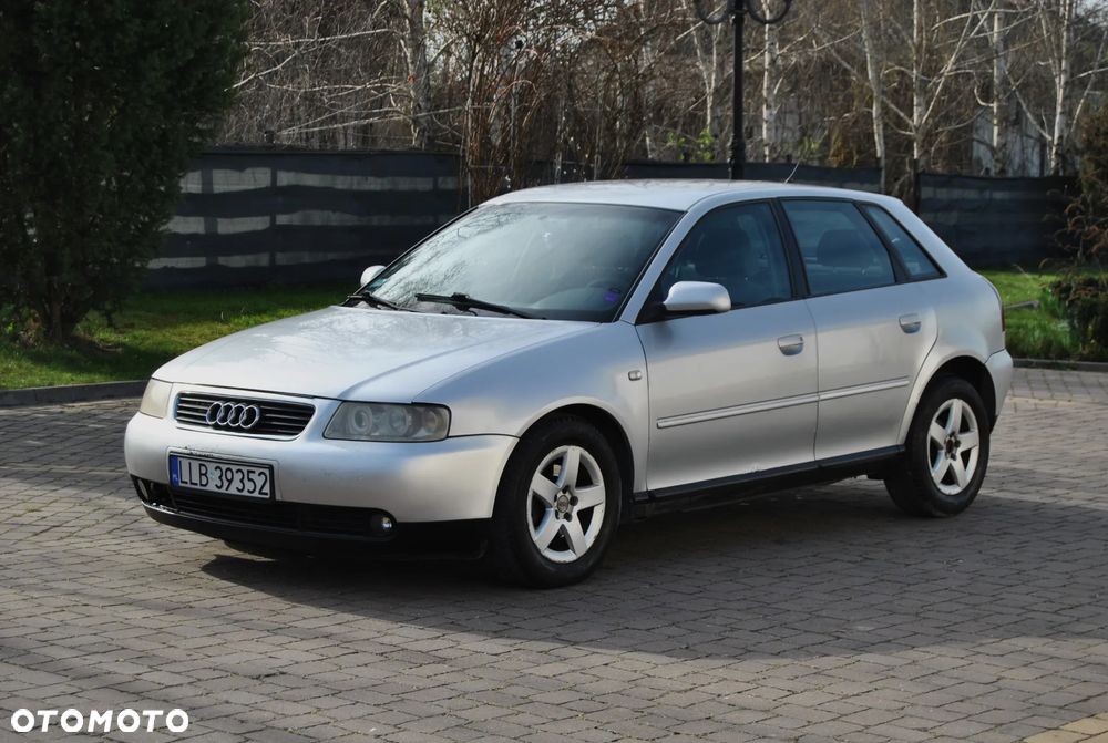 Audi A3 Sportback 1.9 TDI Ambiente - 1