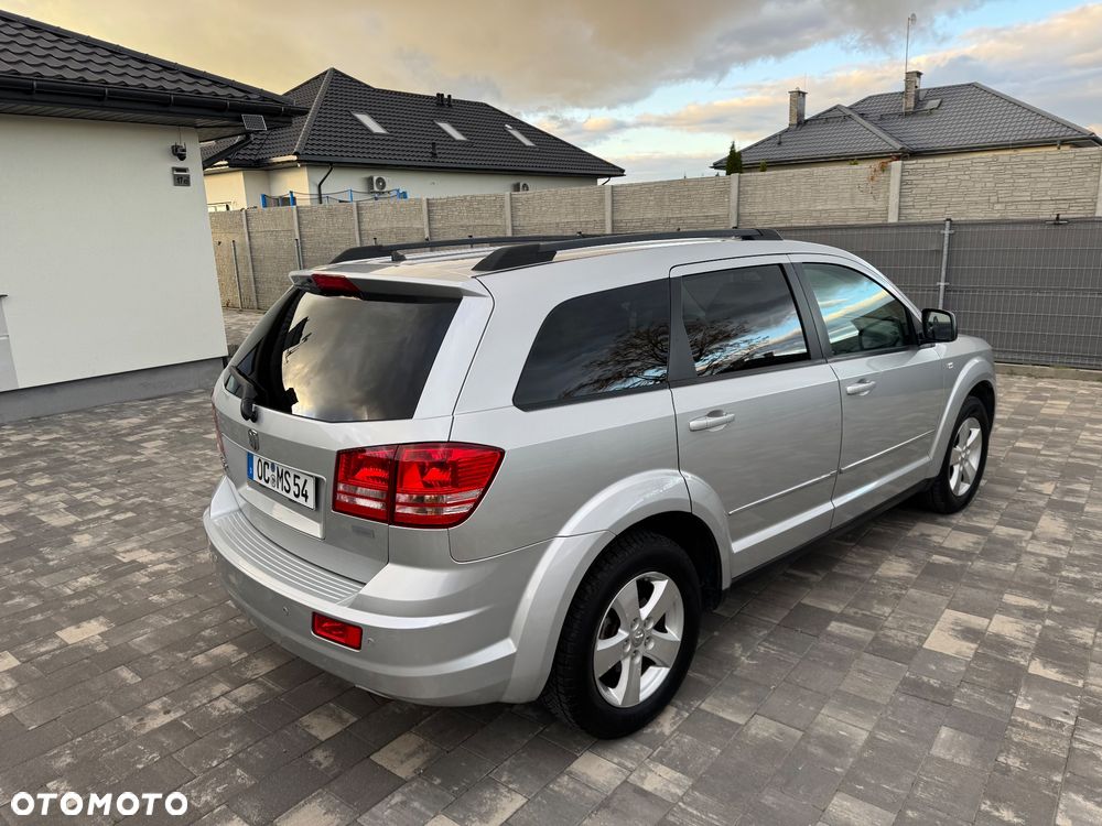 Dodge Journey - 10