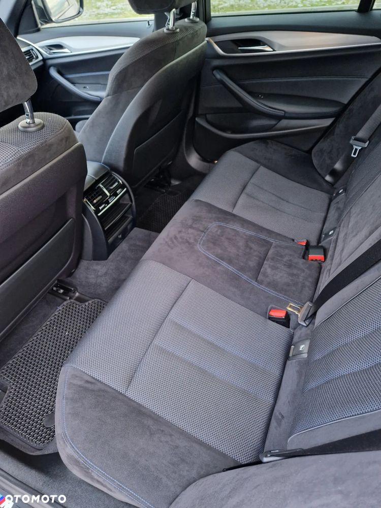BMW Seria 5 520i GPF M Sport sport - 30