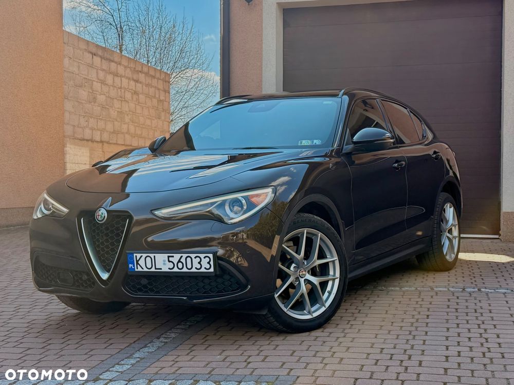 Alfa Romeo Stelvio 2.0 Turbo 16V AT8-Q4 Ti - 1