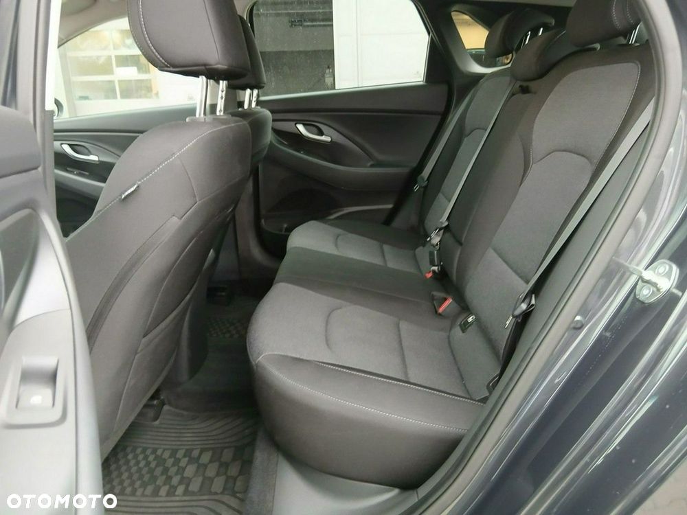 Hyundai i30 1.0 T-GDI Smart - 13