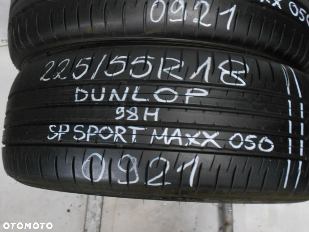 OPONY 225/55R18 DUNLOP SP SPORT MAXX 050 DOT 0921 8MM - 4