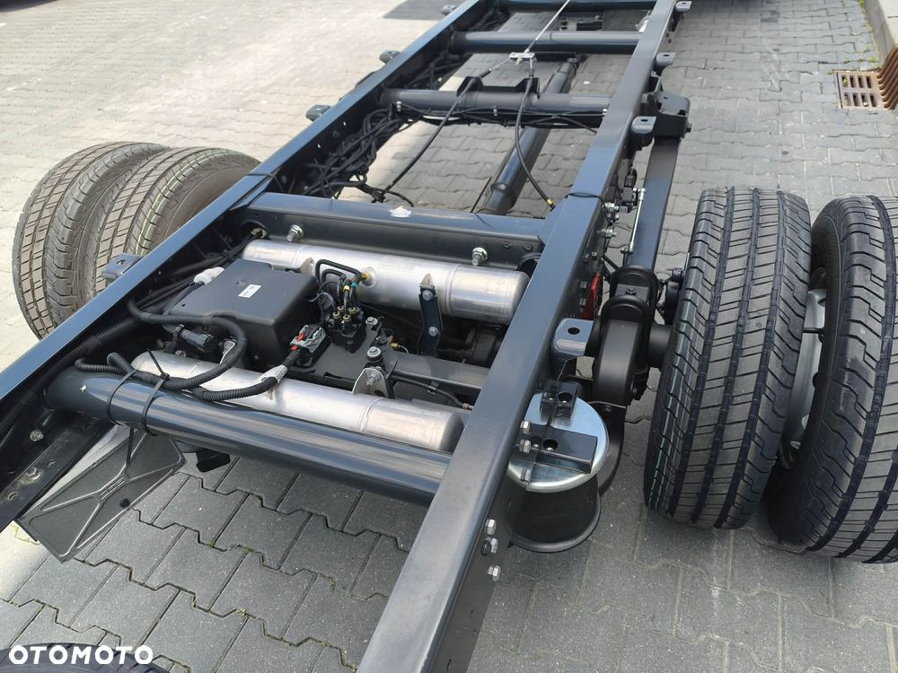 Iveco Daily 70C18H/P - 11