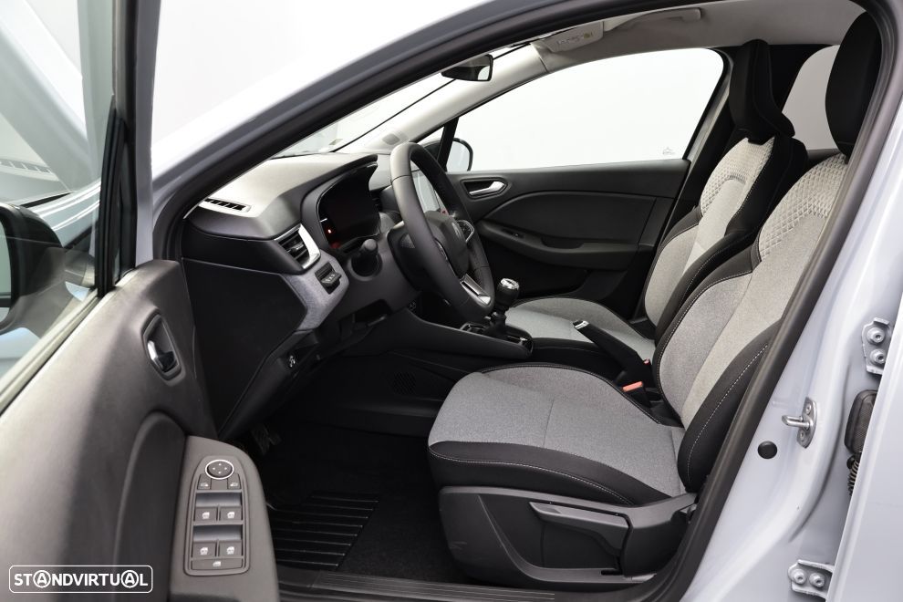 Renault Clio 1.0 TCe Evolution Bi-Fuel - 25