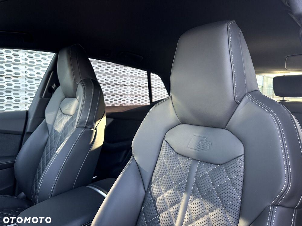 Audi Q8 - 23