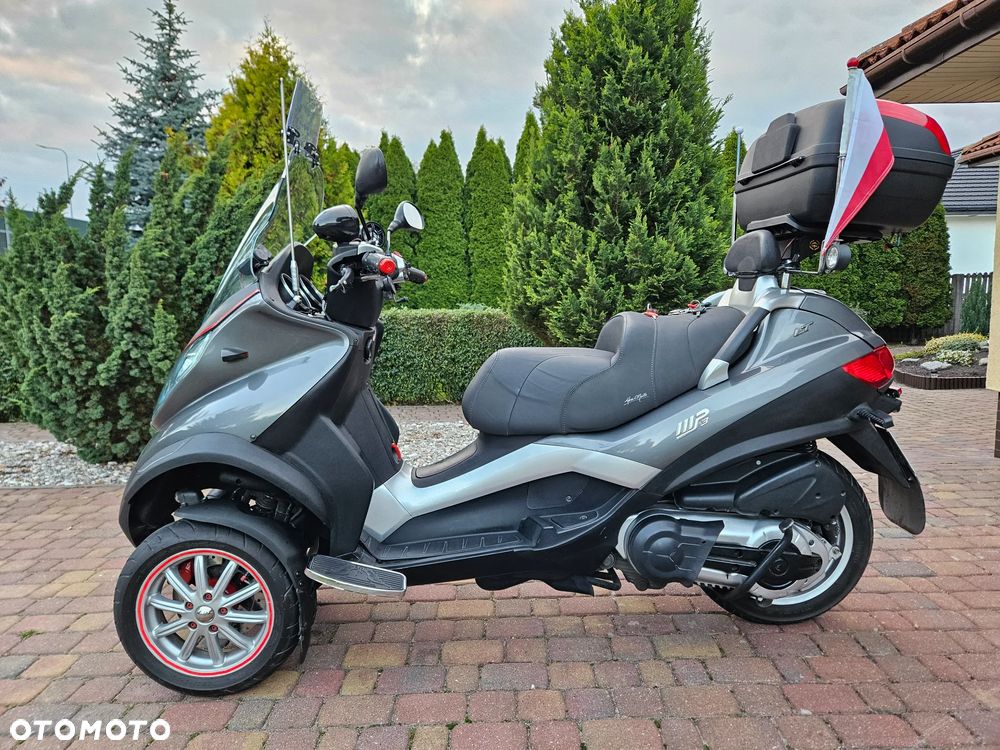Piaggio MP-3 - 2