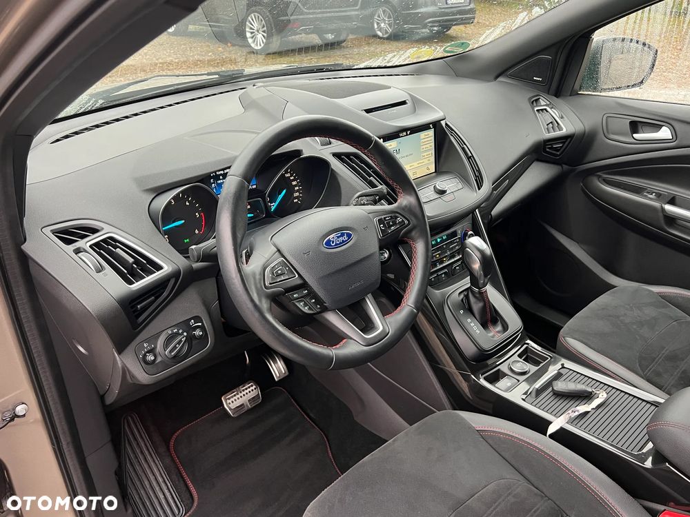 Ford Kuga 2.0 EcoBlue 4x4 ST-LINE - 16