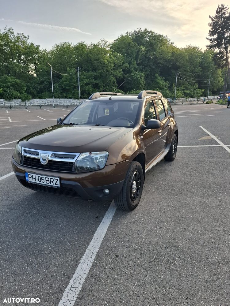 Dacia Duster 1.6 4x4 Laureate - 1