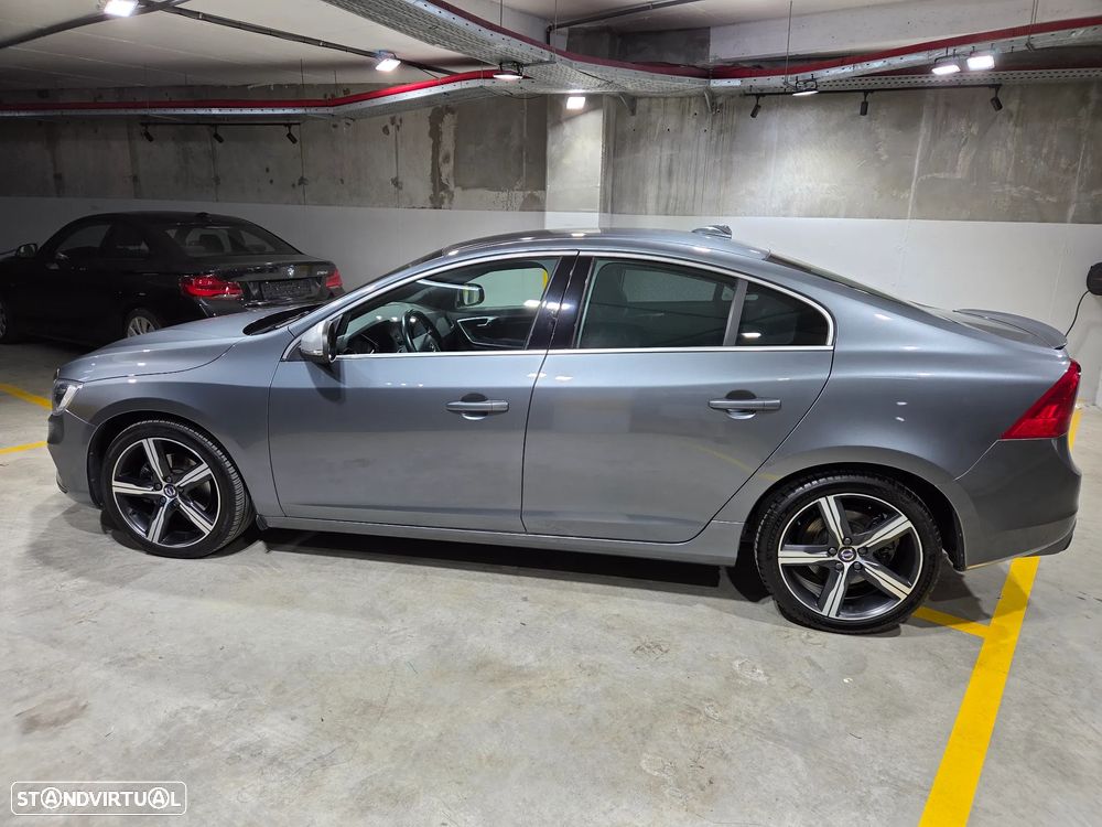 Volvo S60 2.0 D4 R-Design Momentum Geartronic - 8