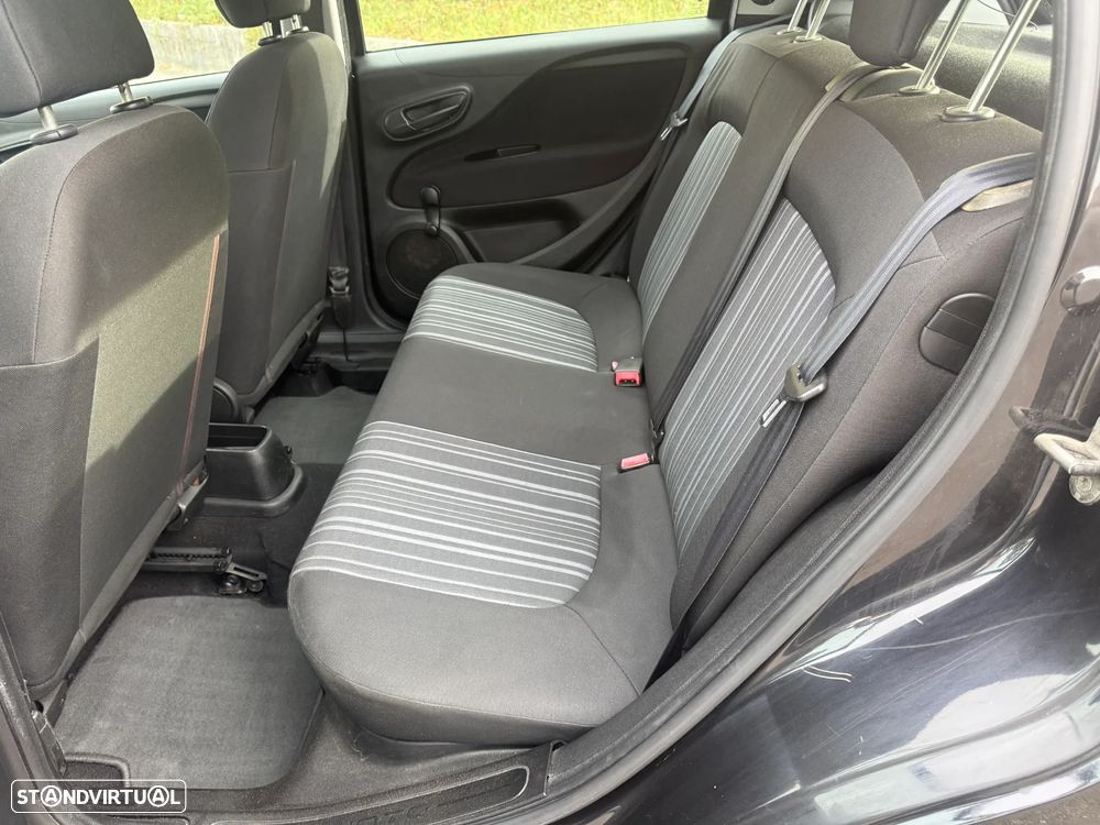 Fiat Punto Evo 1.2 Active - 10