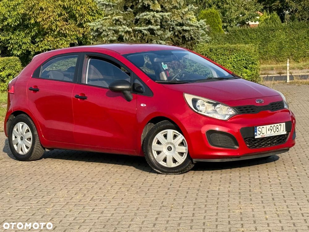 Kia Rio 1.2 M - 10