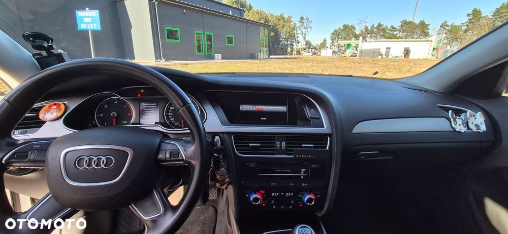 Audi A4 Avant 2.0 TDI - 26