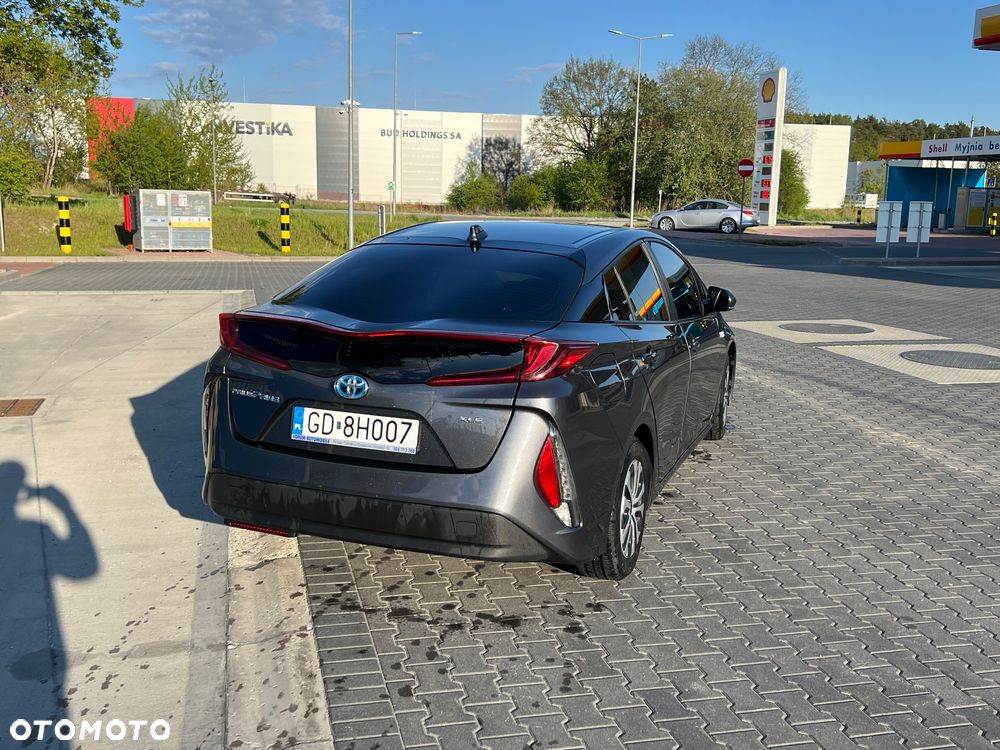 Toyota Prius Hybrid Executive - 15