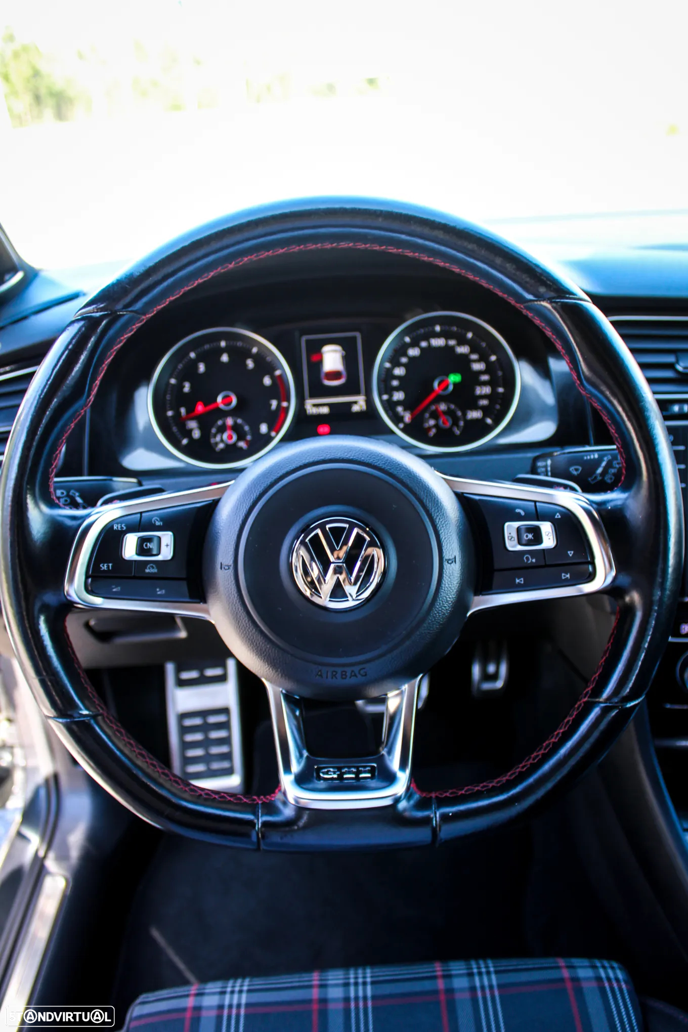 VW Golf 2.0 TSi GTi DSG Performance - 20