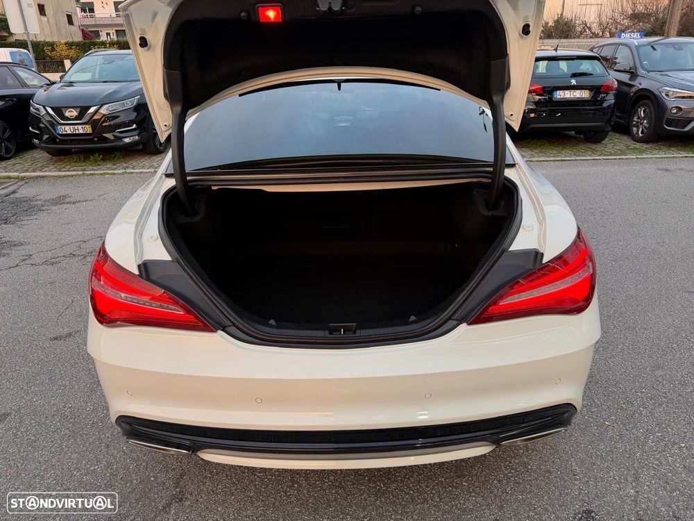 Mercedes-Benz CLA 180 d AMG Line - 12