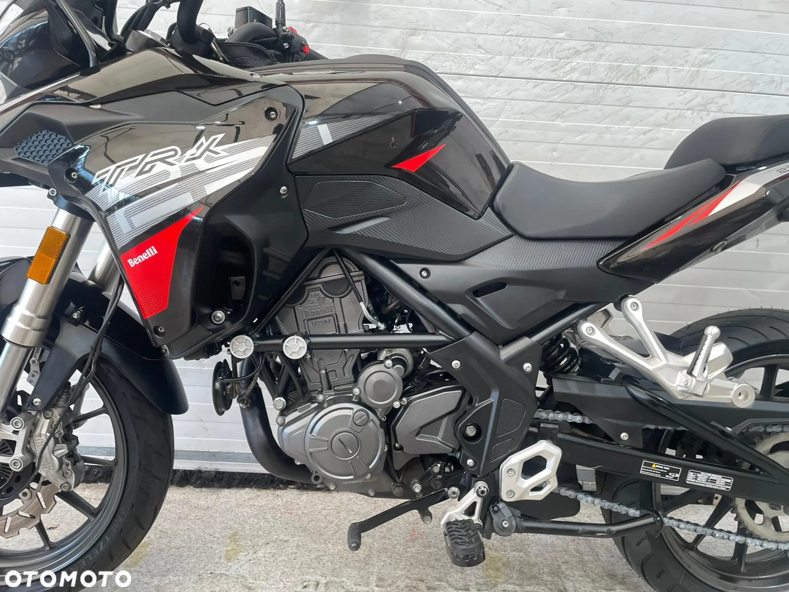 Benelli TRK 251 - 20
