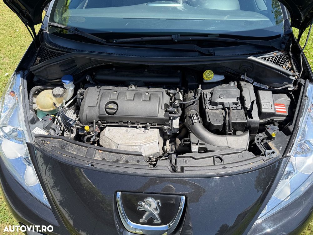 Peugeot 207 120 Sport - 21