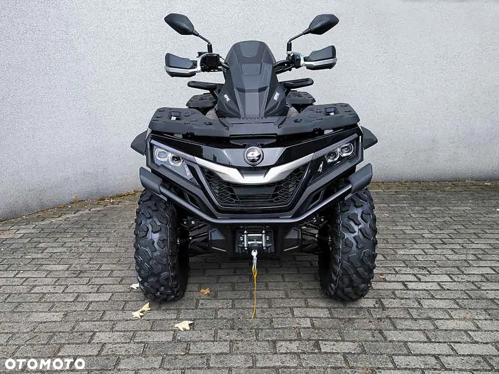 QJMOTOR SFA 1000 - 18