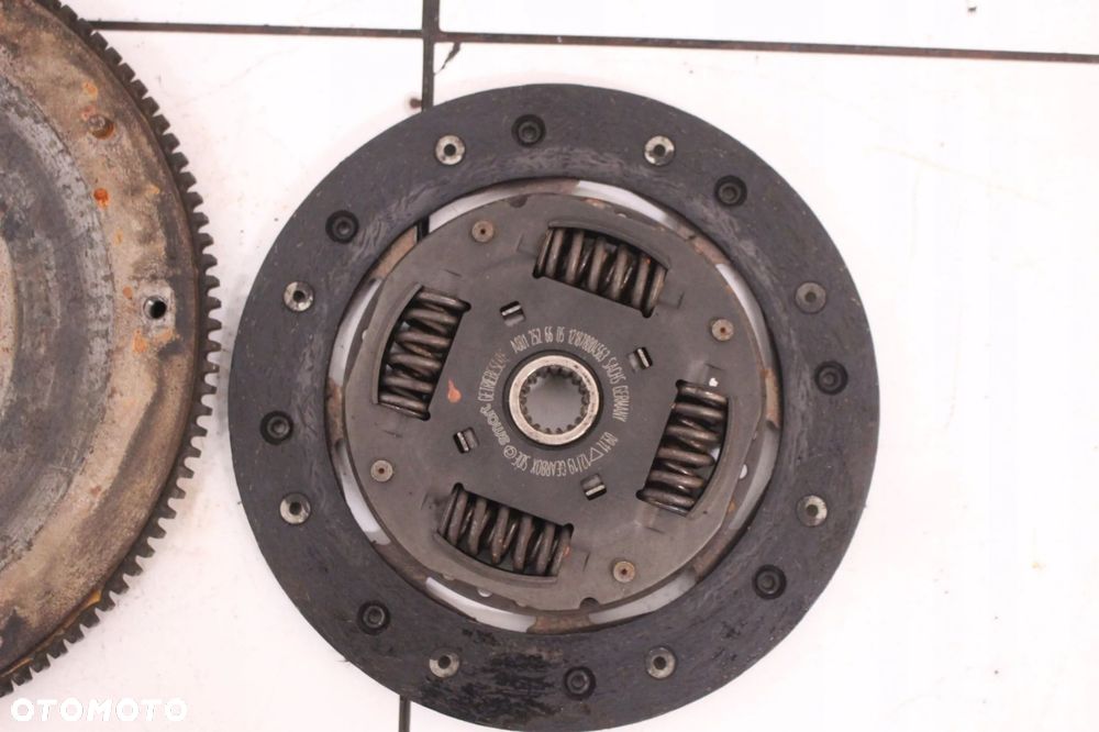 SPRZĘGŁO KOMPLETNE SMART FORTWO II 451 1.0 B - 7