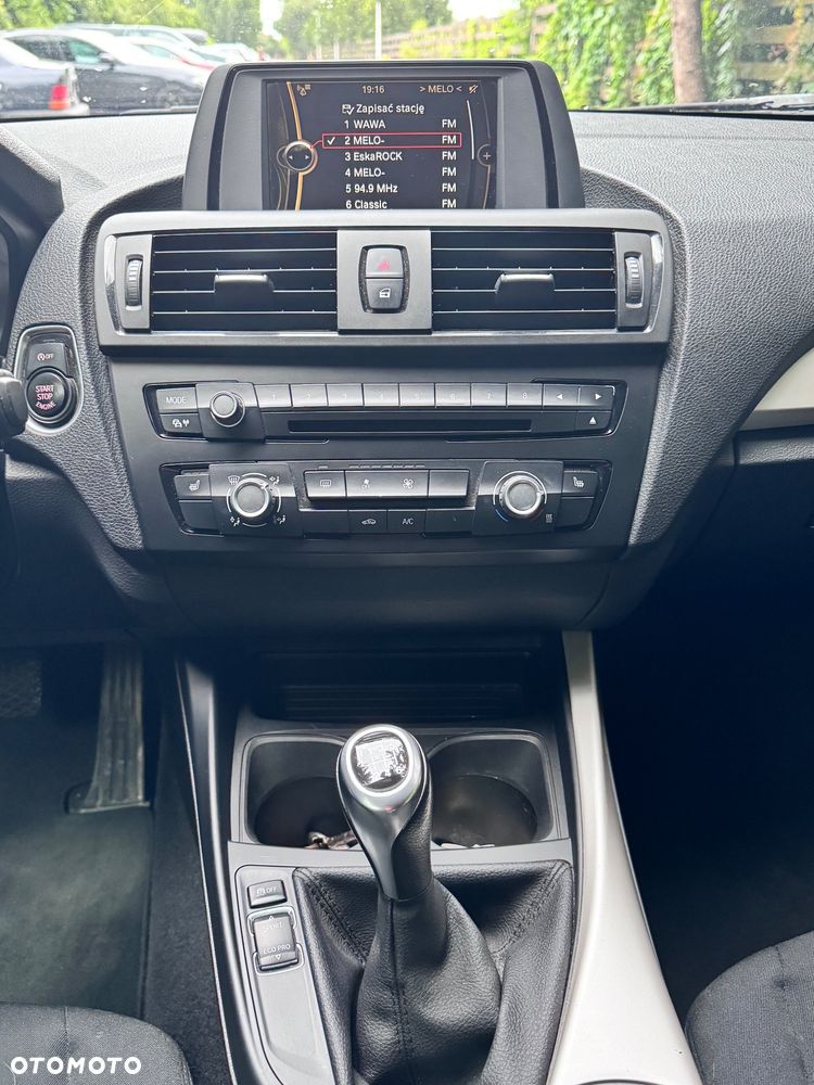 BMW Seria 1 114i - 9