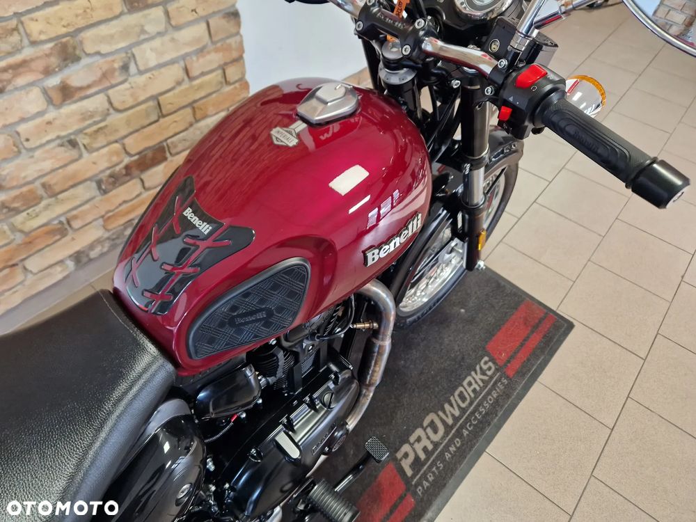 Benelli IMPERIALE 400 - 23