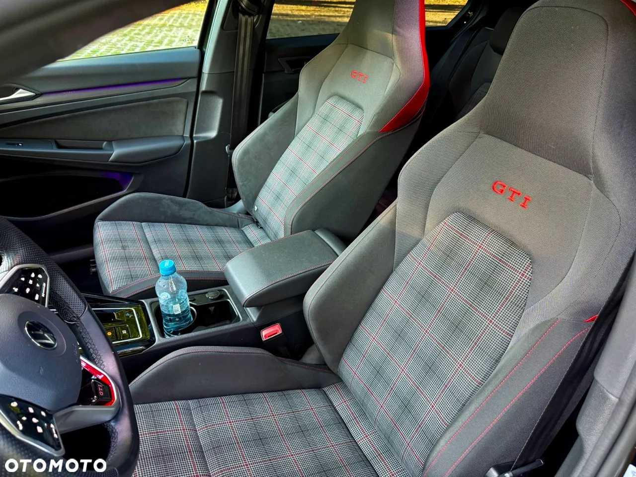 Volkswagen Golf VIII 2.0 TSI GTI DSG - 10