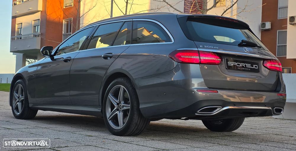 Mercedes-Benz E 300 de 9G-TRONIC AMG Line - 9