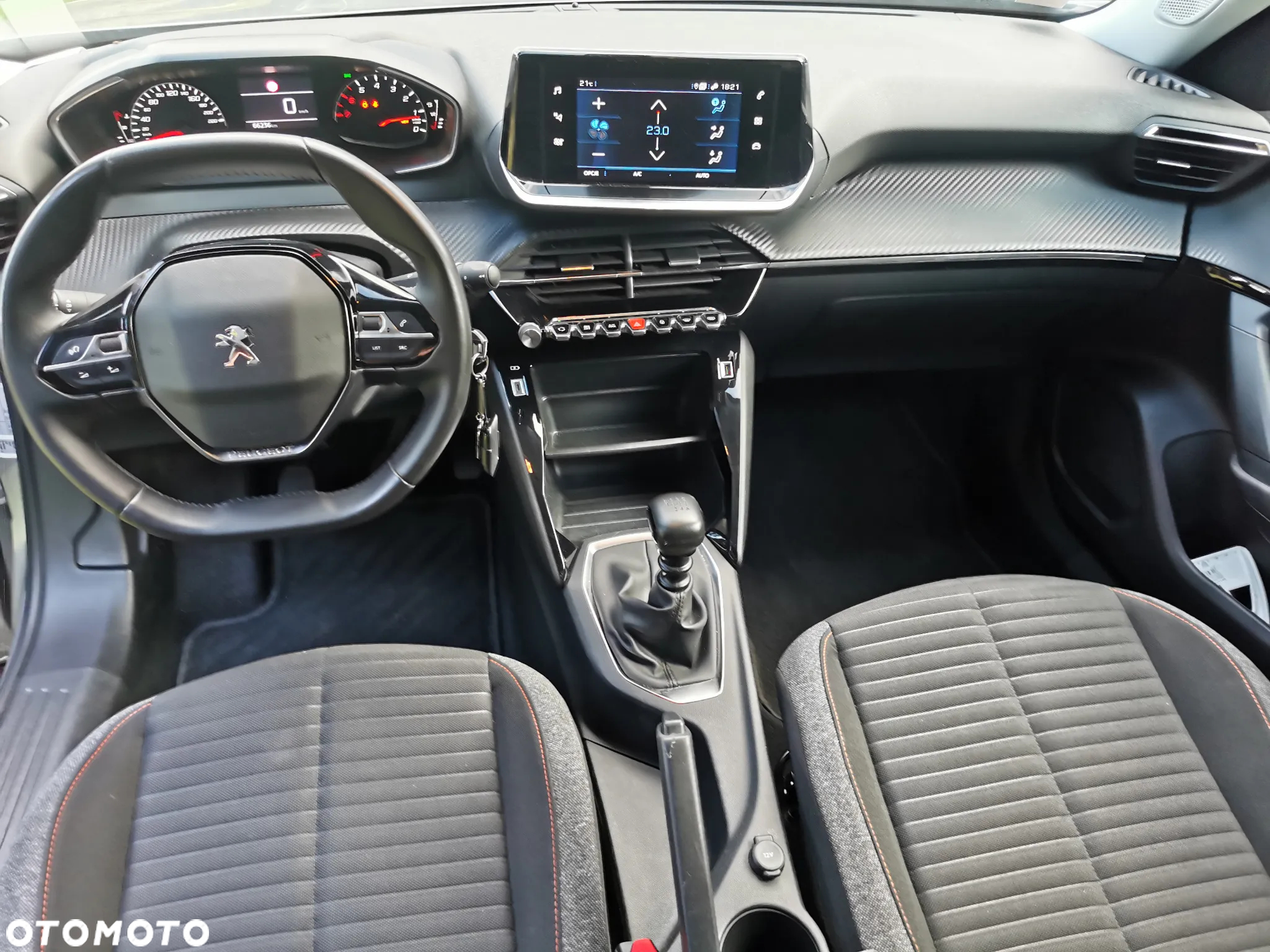 Peugeot 2008 PureTech 100 Active - 12