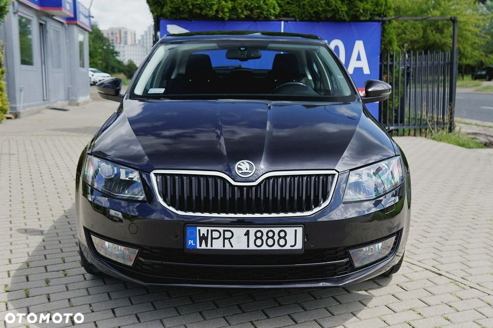 Skoda Octavia 1.6 TDI DPF Elegance - 2