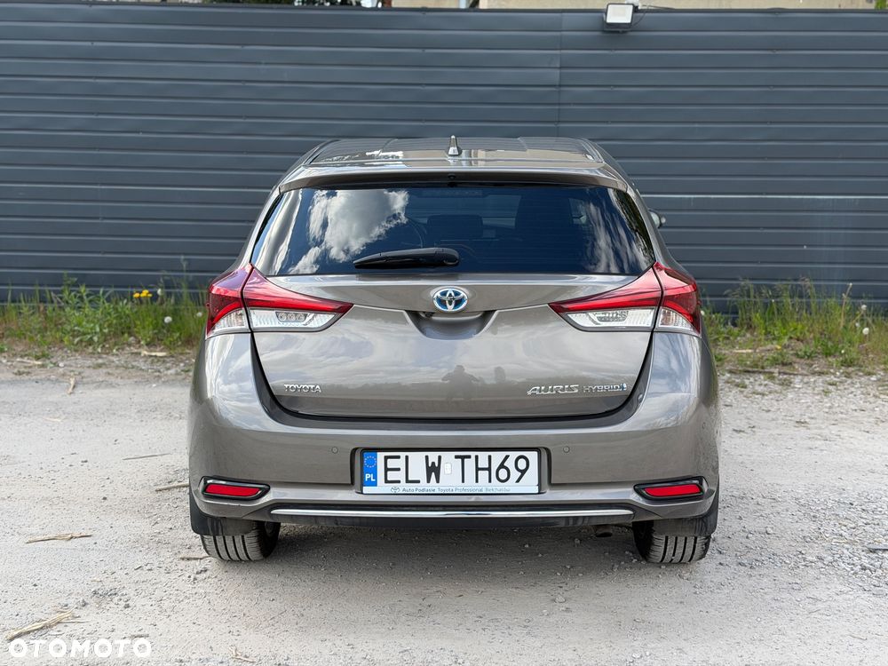 Toyota Auris Hybrid 135 Prestige - 7