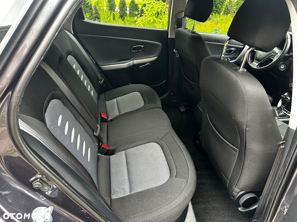 Kia Ceed 1.6 GDI L DCT - 8