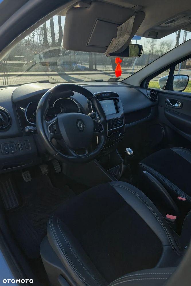 Renault Clio 1.5 dCi Energy Limited - 17