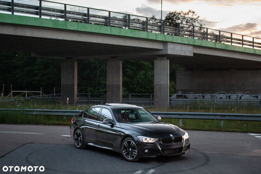 BMW Seria 3 328i xDrive - 1