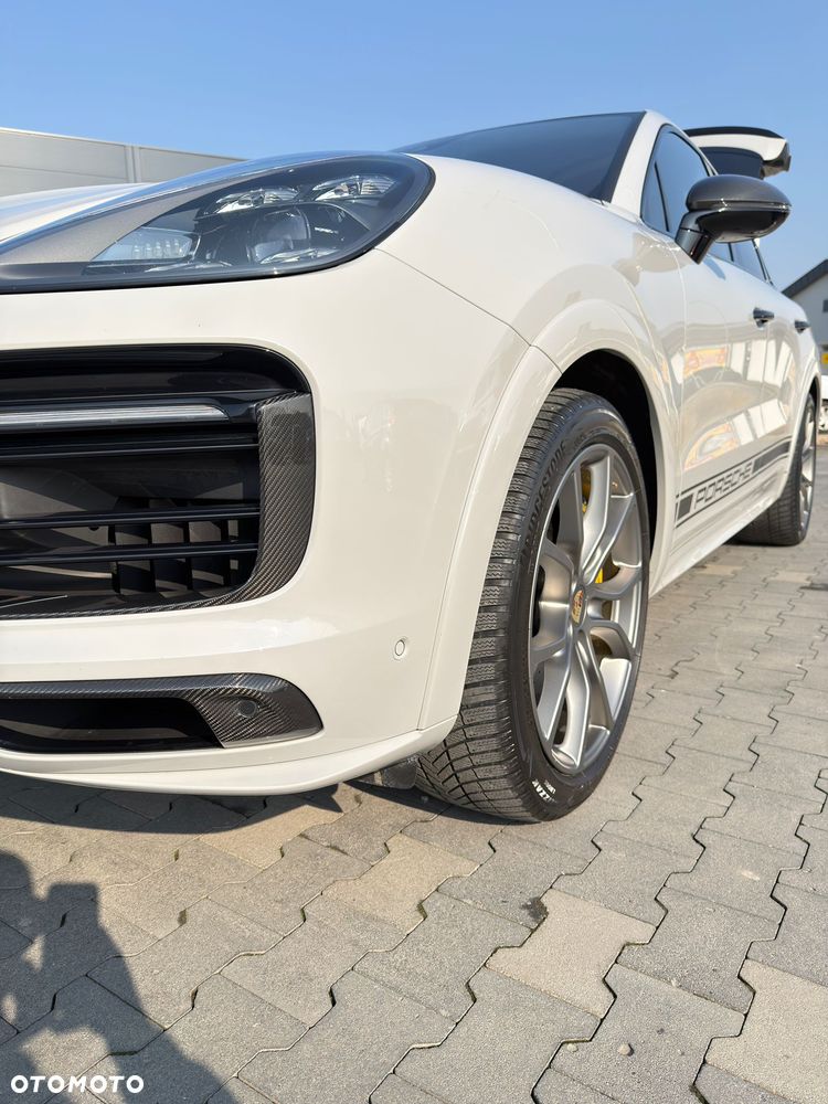 Porsche Cayenne - 16