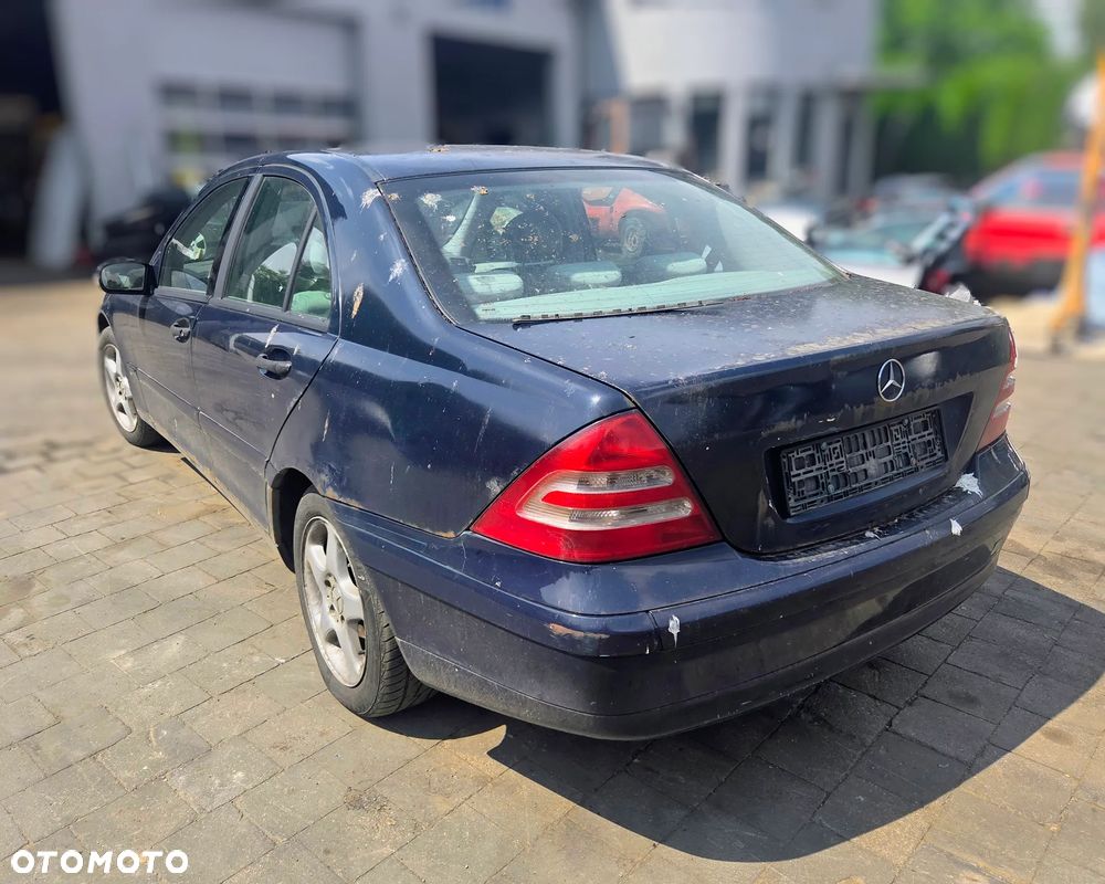 Mercedes-Benz C W203 C200  2.0 Kompressor 2000 na części - 8