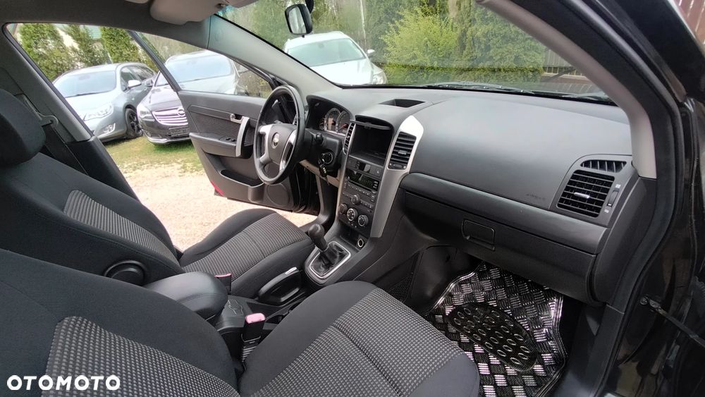 Chevrolet Captiva 2.4 LS - 30