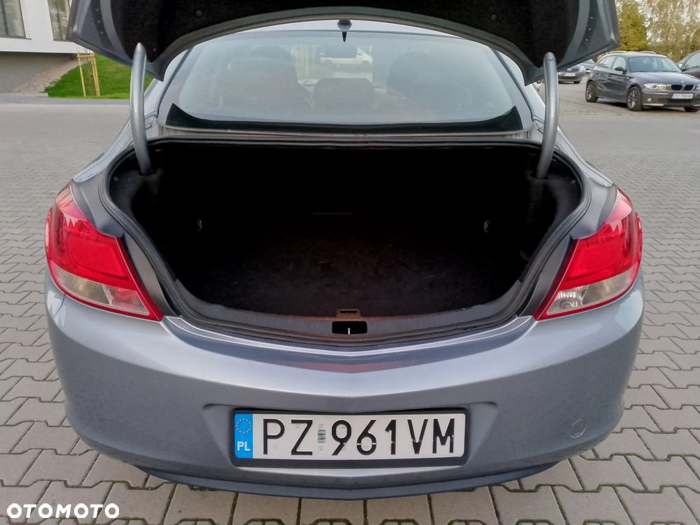 Opel Insignia 1.8 Design Edition - 10