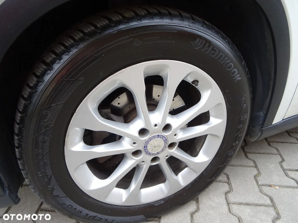 Mercedes-Benz GLA 180 (CDI) d - 28