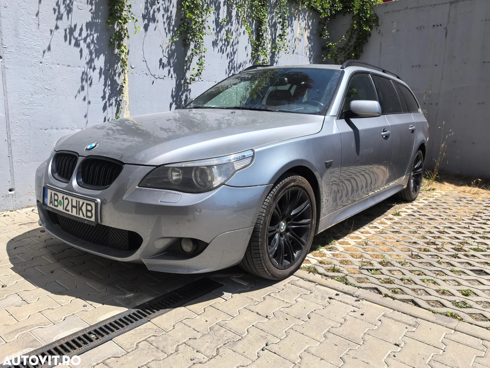 BMW Seria 5 525d Touring Aut. - 12