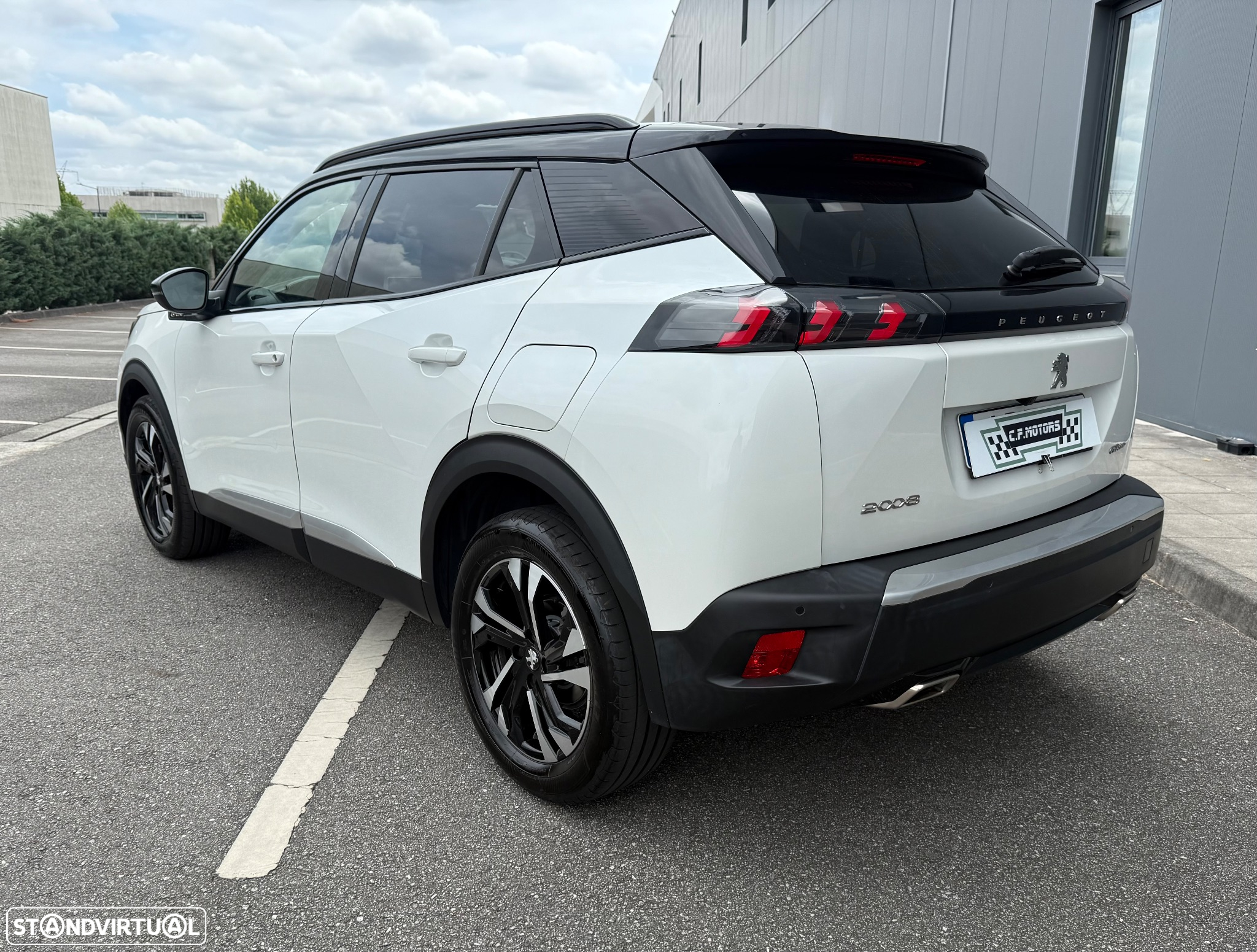 Peugeot 2008 1.2 PureTech GT Line EAT8 - 9